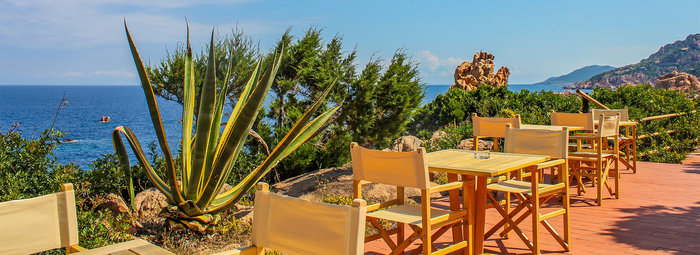 Hotel di charme, panorama unico, a 700 metri dalla spiaggia di Li Cossi