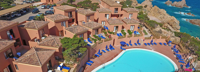 Hotel di charme, panorama unico, a 700 metri dalla spiaggia di Li Cossi