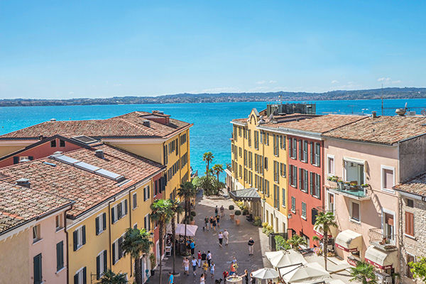 Regalati una vacanza fatta di benessere e divertimento in riva al lago