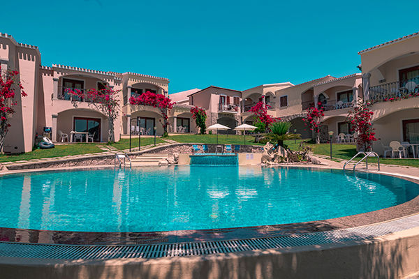 Viaggia con la famiglia o gli amici in residence o appartamenti: con Vantaggi Travel hai prezzi scontatissmi.