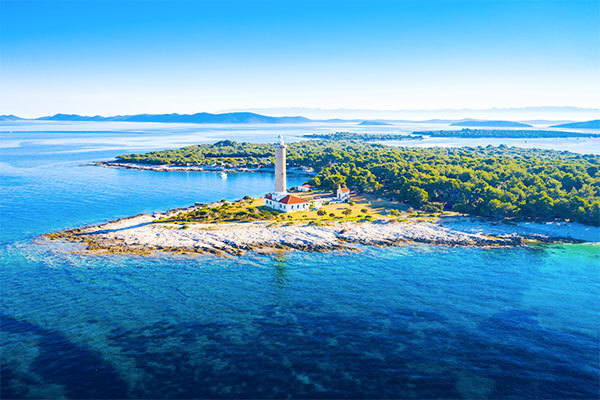 Prenota la tua vacanza al mare in Croazia o Slovenia. I prezzi sono sempre imbattibili.