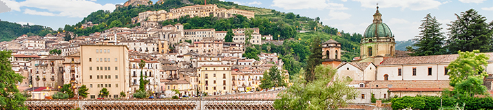 Scopri hotel e strutture selezionate lungo il percorso della corsa